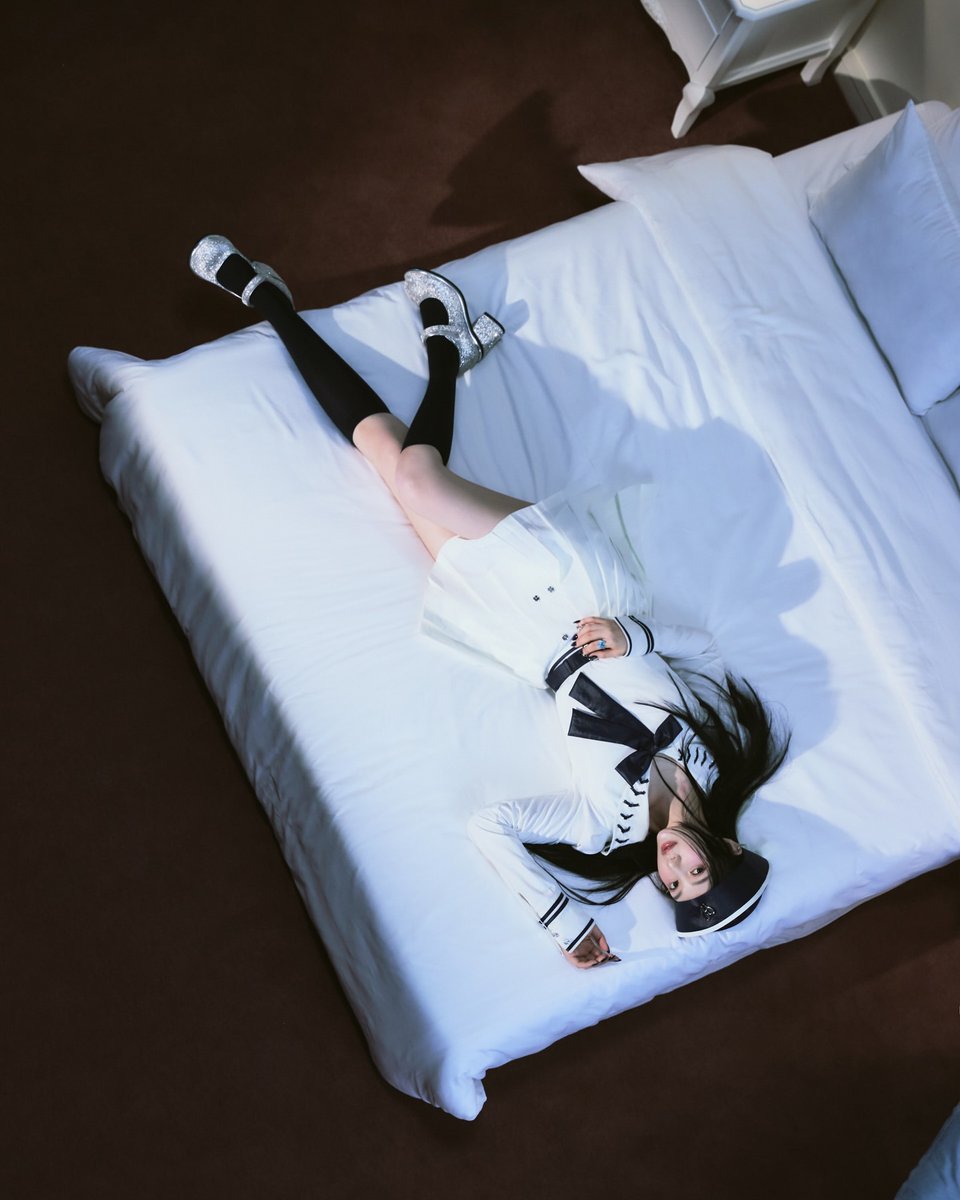 joystgrm's tweet photo. [INSTAGRAM POST] - 6P

ℛ𝑒𝒹 𝒱𝑒𝓁𝓋𝑒𝓉 ’𝒞𝑜𝓈𝓂𝒾𝒸‘ 
- ℳ𝓎𝓈𝓉𝑒𝓇𝒾𝑜𝓊𝓈 ℋ𝑜𝓉𝑒𝓁: ℒ𝒶𝓃𝒹𝒾𝓃𝑔 
💫 2024.06.24 6𝒫ℳ 𝒦𝒮𝒯
https://t.co/PL7h6WM5mg

@RVsmtown #RedVelvet #레드벨벳 #Joy #조이 #Cosmic 
240615 · 15:21:34 KST https://t.co/hESsCHwvb6