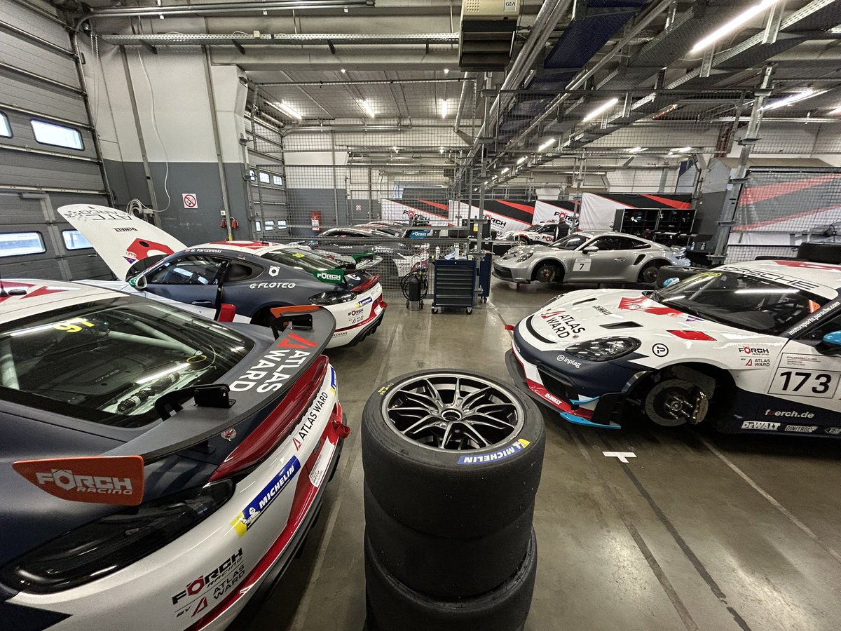 #coaching for Förch racing. #porschesportscup Germany 🇩🇪