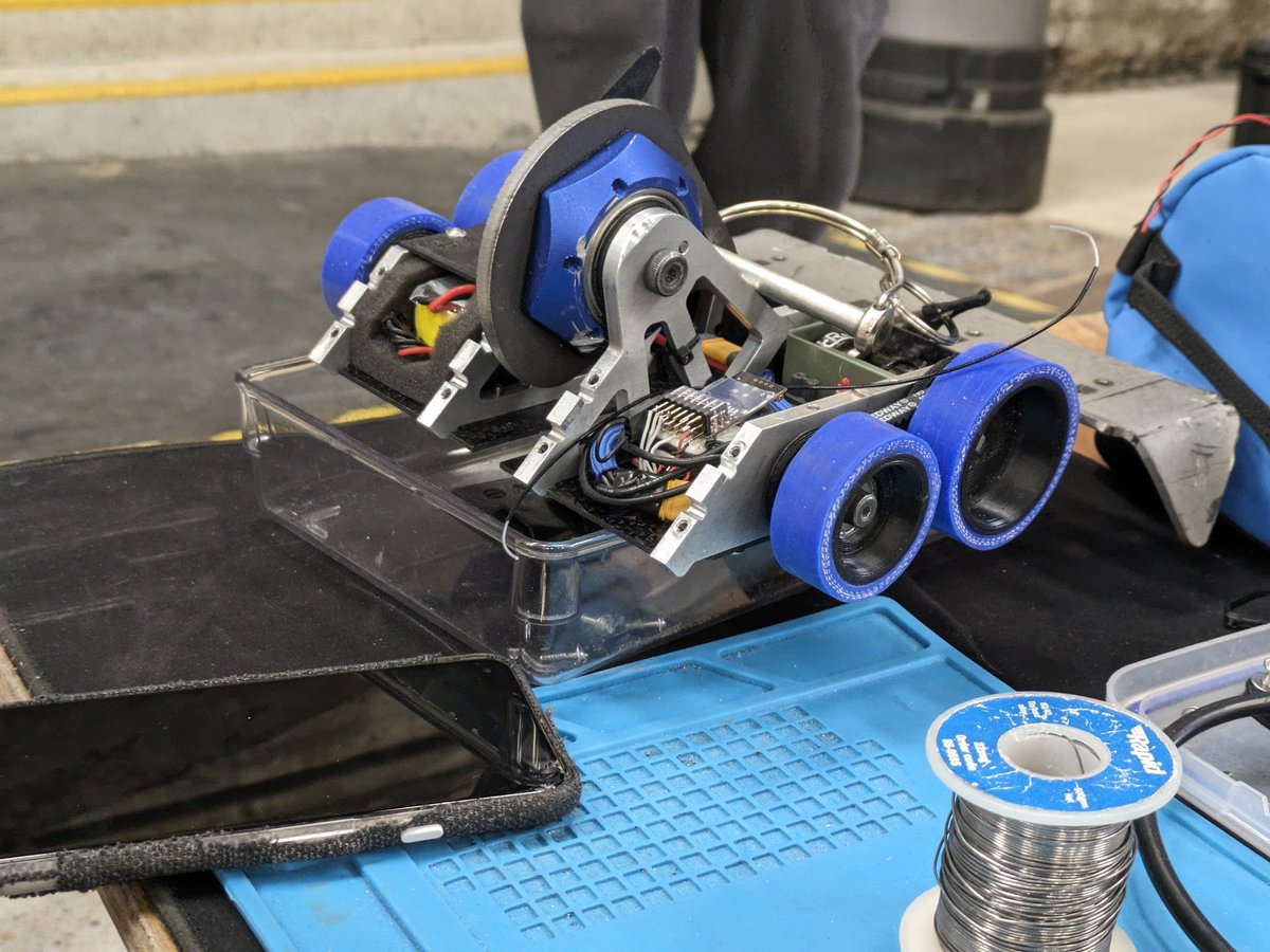 I'm at Robot Rebellion today at the Rapture Gaming Festival. Paradigm Spin has passed tech check.
<a href="/pinski1_/">The Fallen</a> is my pit mate again, unfortunately he's having issues with getting his receiver to failsafe.