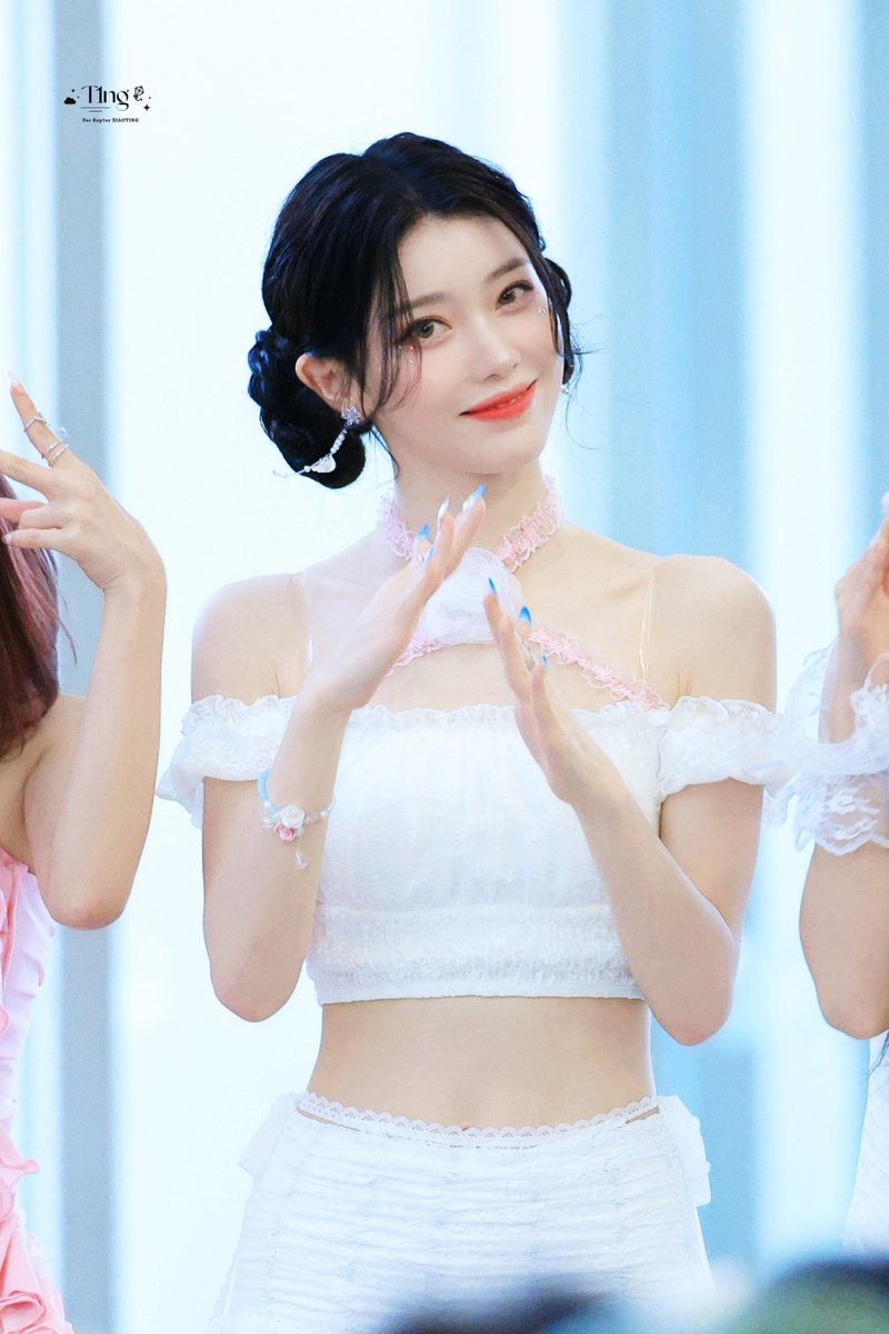 T1NG1112's tweet photo. 240615

#샤오팅 #XIAOTING #沈小婷 #Kep1er #케플러 
#宇宙无敌超级美少女 https://t.co/8l40Dsn8kK