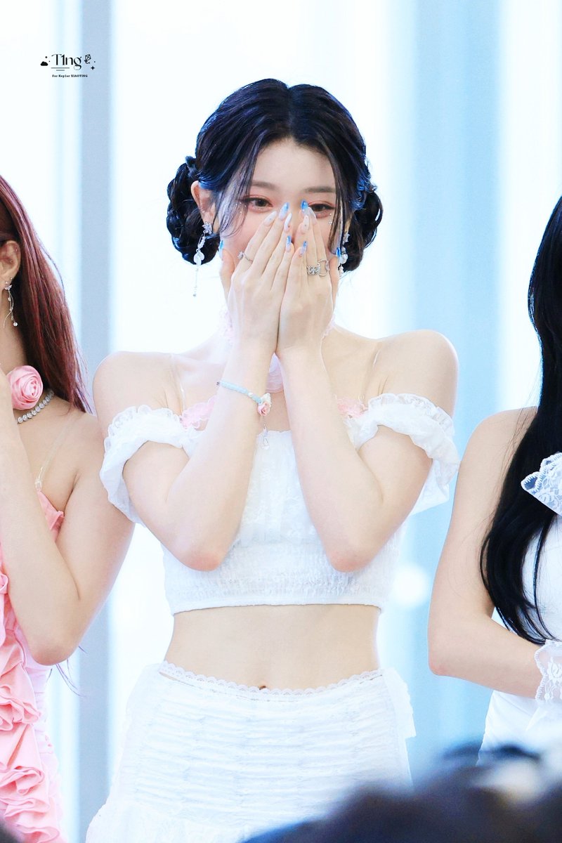 T1NG1112's tweet photo. 240615

#샤오팅 #XIAOTING #沈小婷 #Kep1er #케플러 
#宇宙无敌超级美少女 https://t.co/NH1daIBHvg
