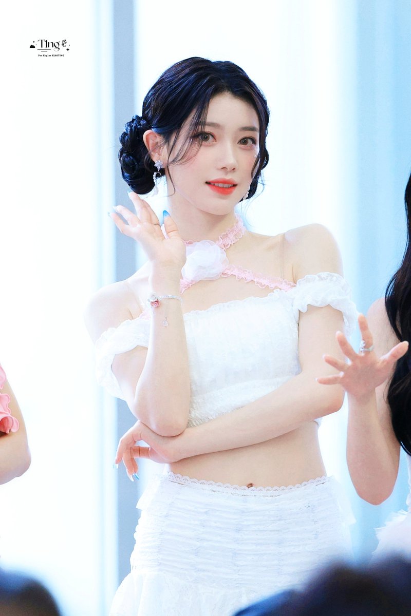 T1NG1112's tweet photo. 240615

#샤오팅 #XIAOTING #沈小婷 #Kep1er #케플러 
#宇宙无敌超级美少女 https://t.co/ooUZ8pJRd0