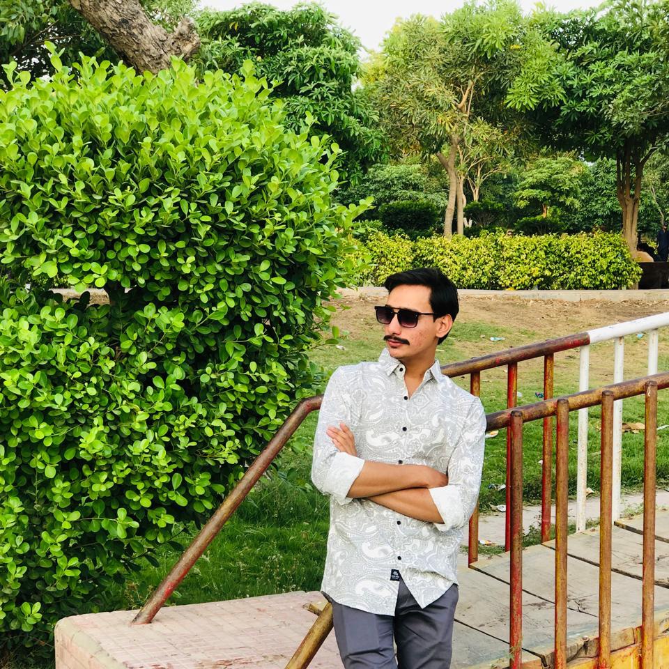 HassamGhouri3's tweet photo. #NewProfilePic https://t.co/3idJM3k96r