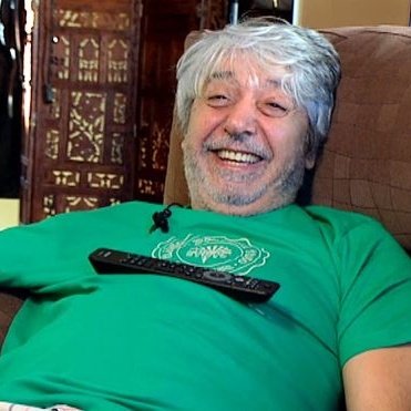 Me dice mi novia que si nos vamos a comer a algún sitio hoy jajajajaja si hombre y me pierdo el Hungría - Suiza de las 15:00h, aparta hombre.