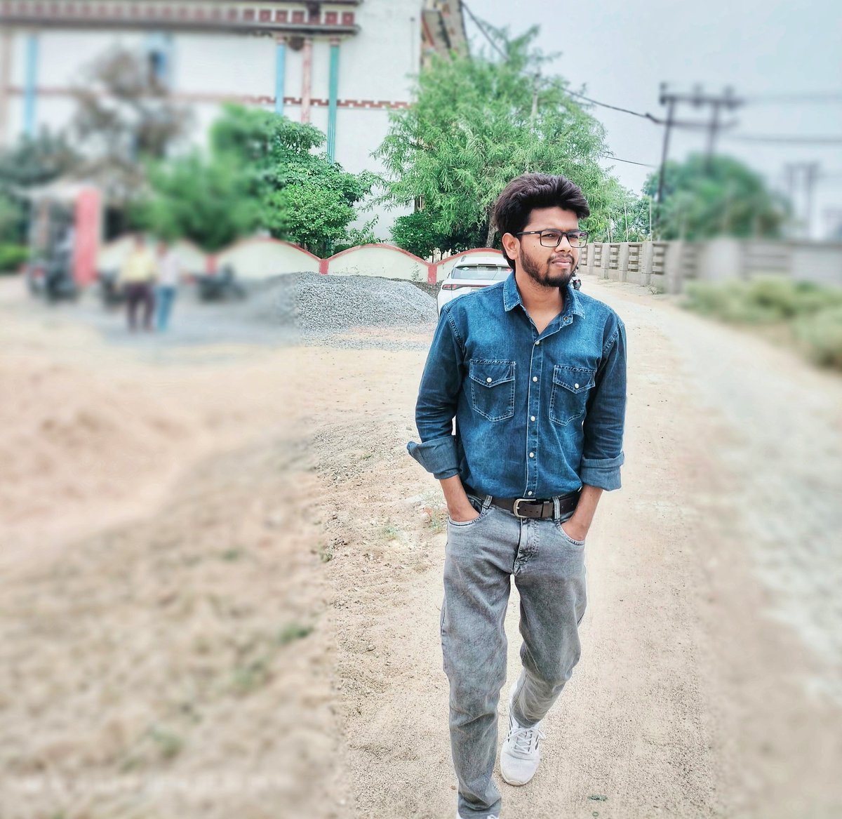 MdArsha19830154's tweet photo. If you are true to yourself, you won't fear anything...👥
.
#Alhamdulillah 💙
..
#IMS #MedicalCollege #colleglife #collegestudent #vbspu #mkgp #ayurvedicstudent #bhu #positive #herbal #examlast #dr #hostel
#ayurvedicmedicinelifestyle
#Emergency #naturalskincare
#drmarshad 🇮🇳 https://t.co/O4jU5wCvQp