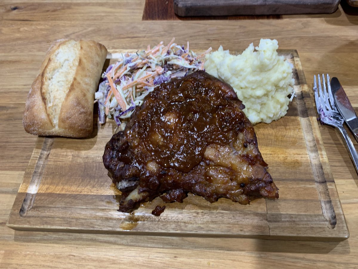 jeffpape8's tweet photo. Sorry but could not resist sharing this. What is on your home menu tonight? https://t.co/CR1YEKMZw6