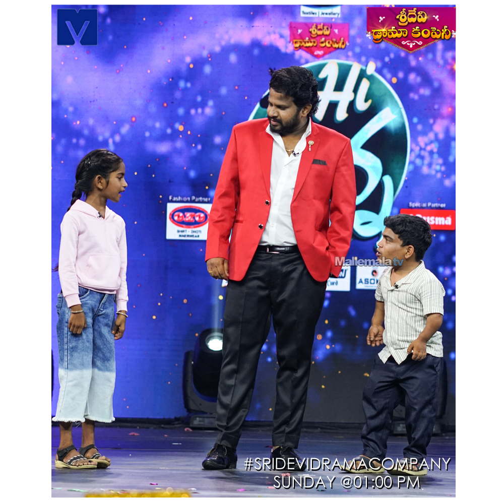 mallemalatv's tweet photo. #HyperAadi #RashmiGautam #Indraja #RingRiyaz #HiNanna #Fathersday #SrideviDramaCompany #SDC https://t.co/TC7FJnH09F