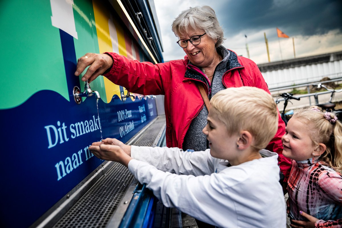 De kop is eraf!😃 We hebben bijna 200 donateurs en bijna 2000 euro voor <a href="/WforL/">Water for Life</a> ! 🥰Nog drie dagen te gaan... En ga je niet naar <a href="/DelfSail/">DelfSail 2024 - The Legacy of the Seven Seas</a>? Online kun je ook #doneren! Doe het nu: waterforlife.nl/delfsail2024

Morgen #EURo2024 op groot scherm #DelfSail2024 #winnen