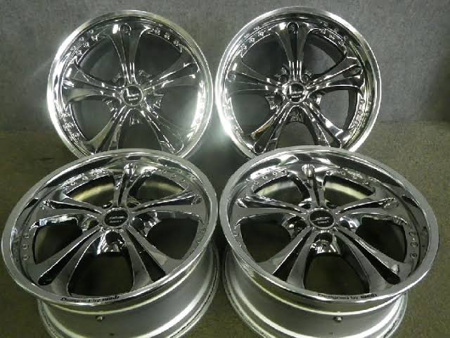 RX7FD3S0424's tweet photo. こんな感じの18インチ 9.5~10.5Jのホイール売ってる方おられましたらDMください!相場より安かったら嬉しいです
#ホイール買います
#ホイール売ります
#VSKF
#VSSD
#CR極
#ケルベロス https://t.co/PxNrkza5A1