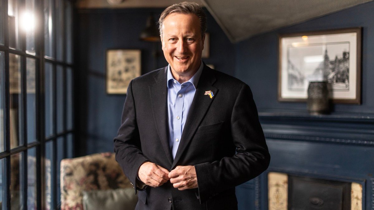 DunfieldPrayero's tweet image. ICYMI, it was great to welcome former PM and current Foreign Secretary @David_Cameron to #Wimbledon &amp;amp; the Maldens this week. He met with volunteers from @Med_LL_Ukraine. Thank you again to @rosencrownsw19 for hosting us.

Read the interview in @TheTimes: thetimes.com/article/9cb209…