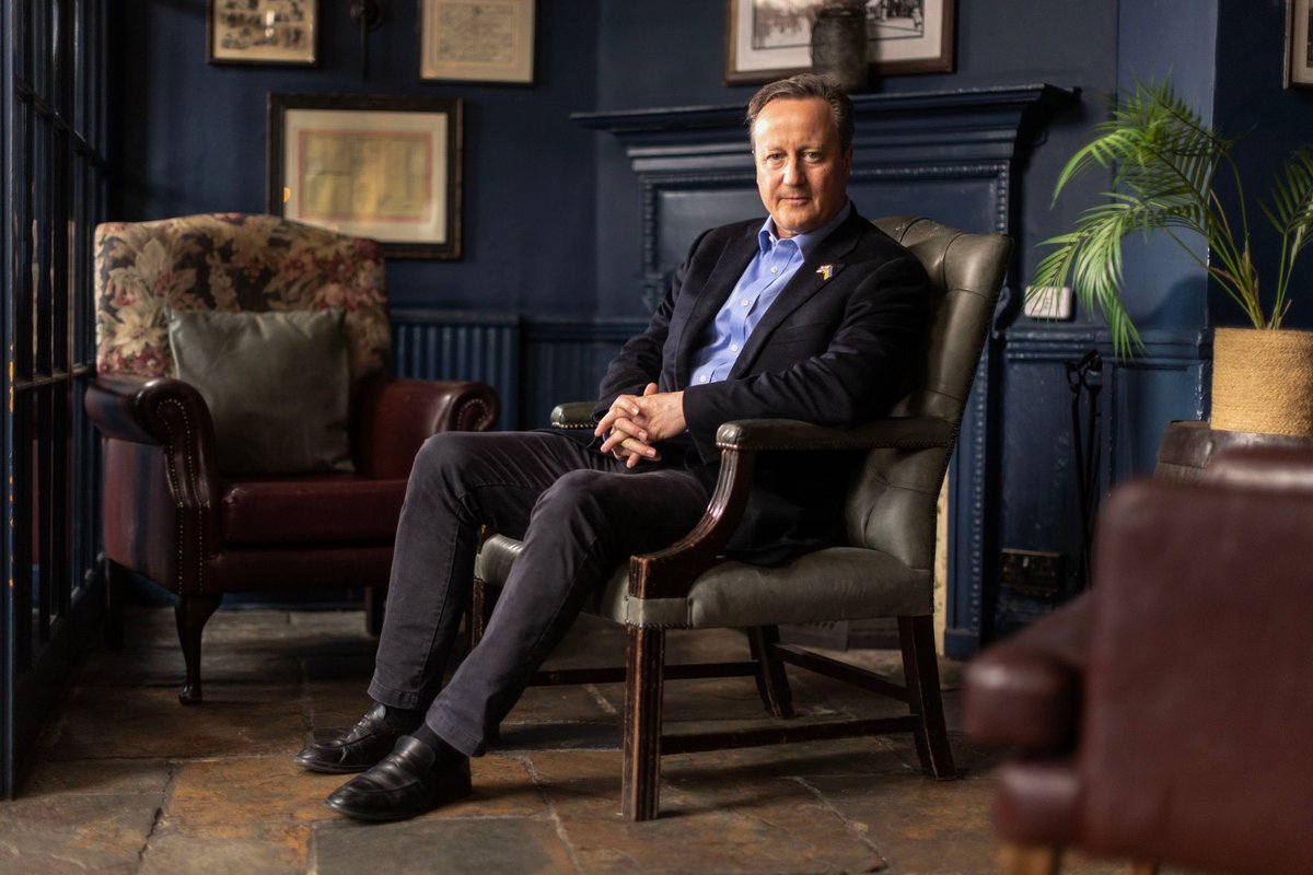 DunfieldPrayero's tweet image. ICYMI, it was great to welcome former PM and current Foreign Secretary @David_Cameron to #Wimbledon &amp;amp; the Maldens this week. He met with volunteers from @Med_LL_Ukraine. Thank you again to @rosencrownsw19 for hosting us.

Read the interview in @TheTimes: thetimes.com/article/9cb209…