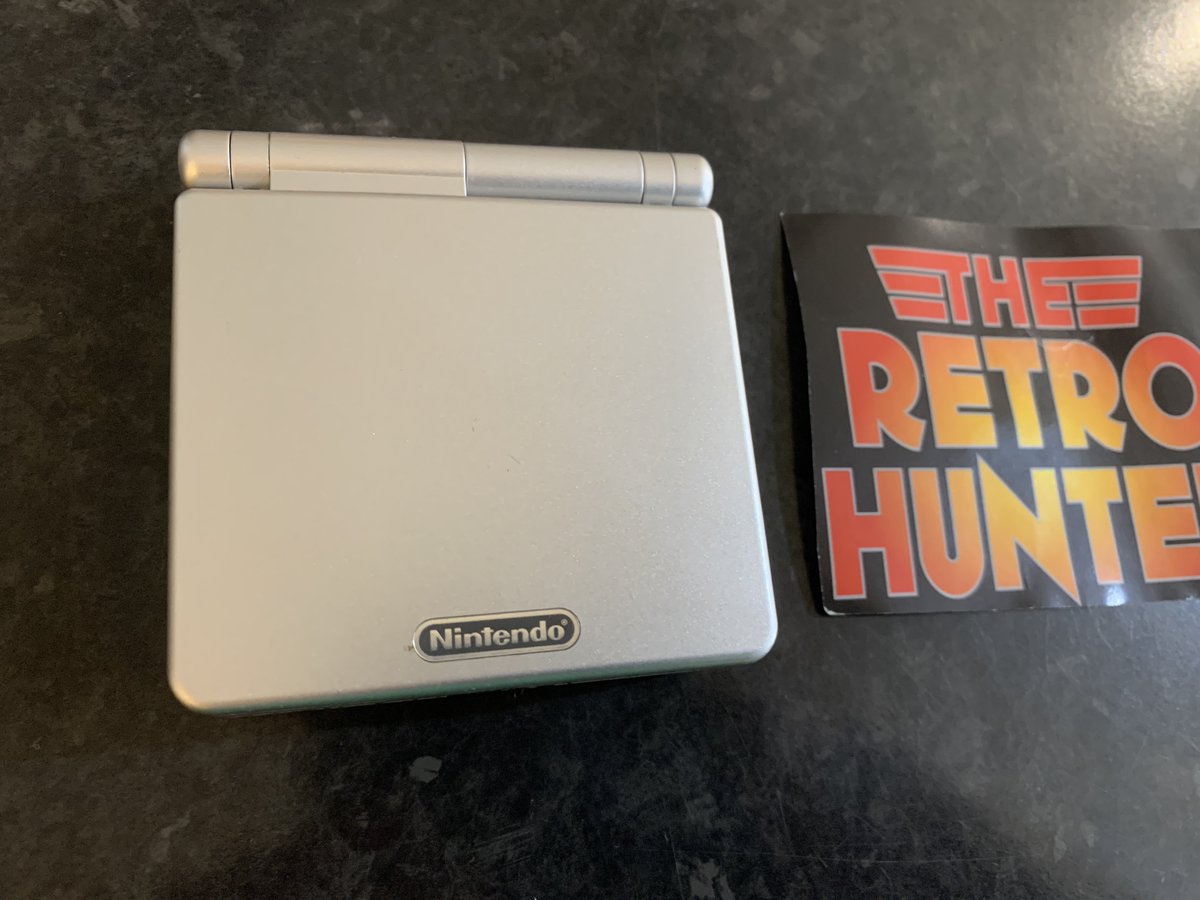 TheRetroHunter's tweet image. NEW IN

Nintendo Gameboy Advance SP Silver Boxed

£100 in the shop, £105 posted via the Web Store: theretrohunter.co.uk/online-store/o…

#retroshop #retrogaming #retrogamingcommunity #xbox #playstation #sega #nintendo #atari #retrotoys #toys #leighonsea #southend #rayleigh #benfleet #essex
