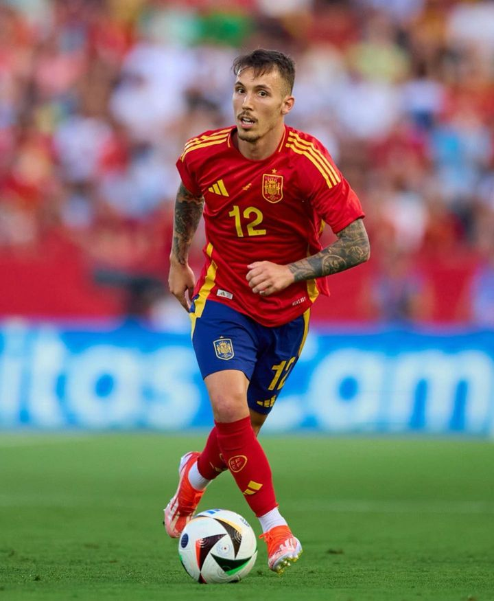 12 golos.
18 assistências.

Banco do Marc Cucurella.