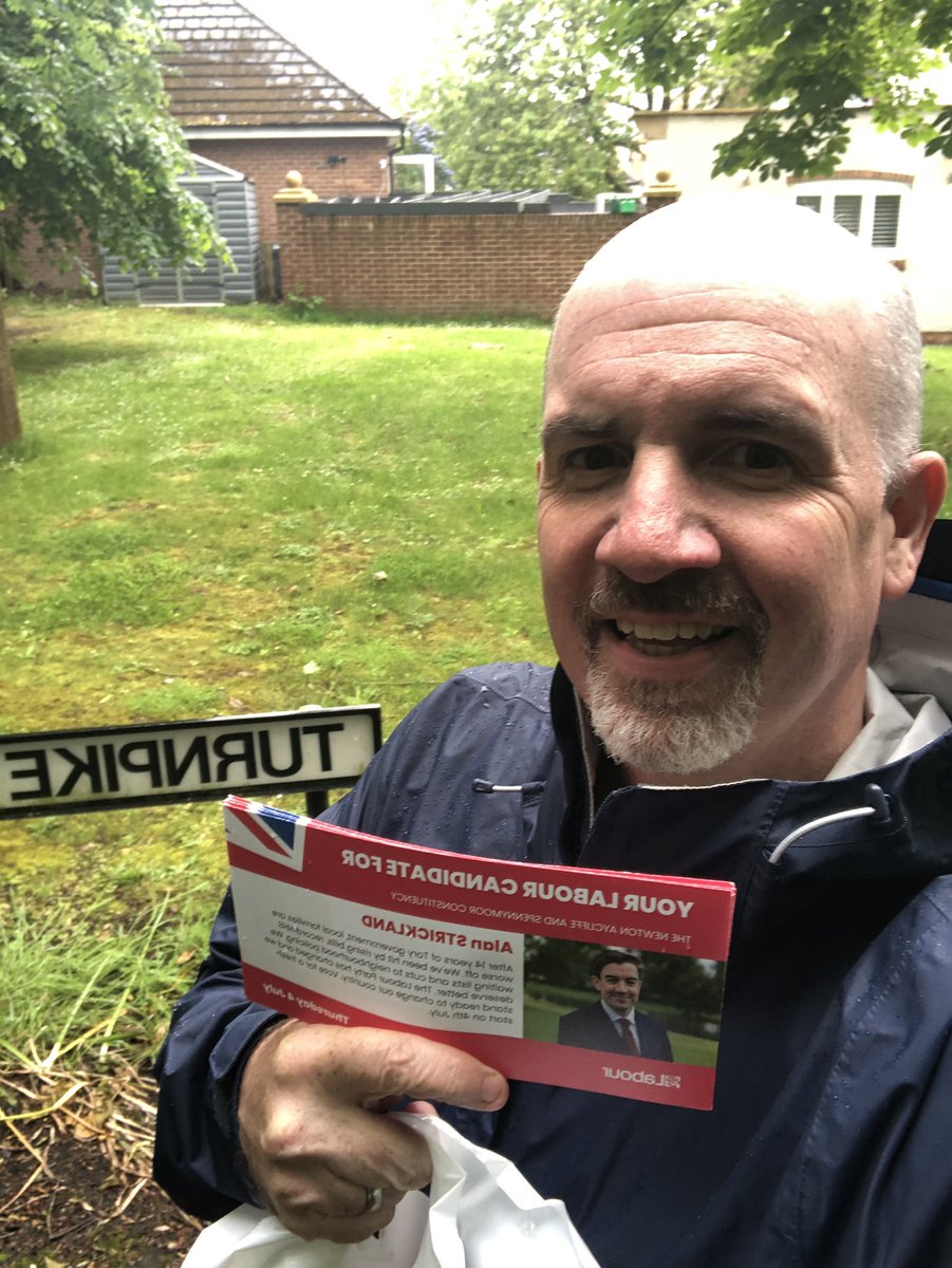 thom_brooks's tweet image. Getting out the vote for @UKLabour in #NewtonAycliffe &amp;amp; #Spennymoor constituency. Voters I met asked if they could canvass too for a Labour government led by @Keir_Starmer