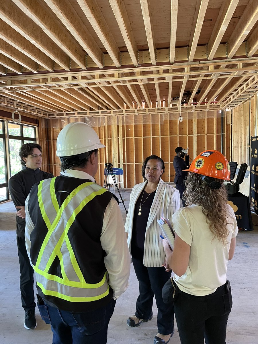 In February, we invested $16.5M into the Black Youth Action Plan (BYAP). 

I visited Dream Legacy foundation with my colleagues, one of 40+ organizations benefiting from this funding to help Black youth unlock opportunities and develop skills for high-demand careers.