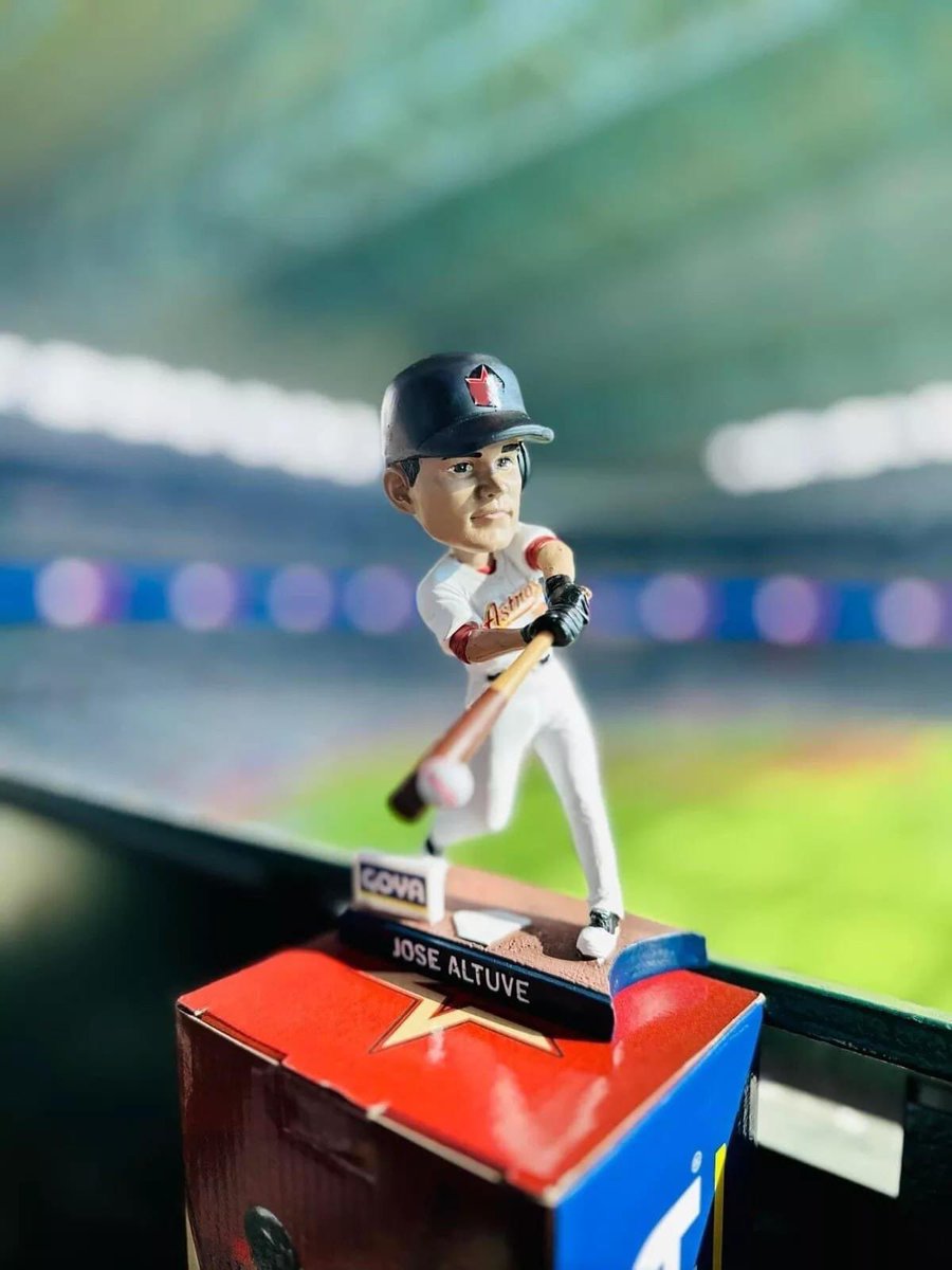 SGAexchange's tweet photo. June 14, 2024 Houston Astros – Jose Altuve 2000 hit Bobblehead https://t.co/QDpb5eaheX https://t.co/XyciNYJq3C