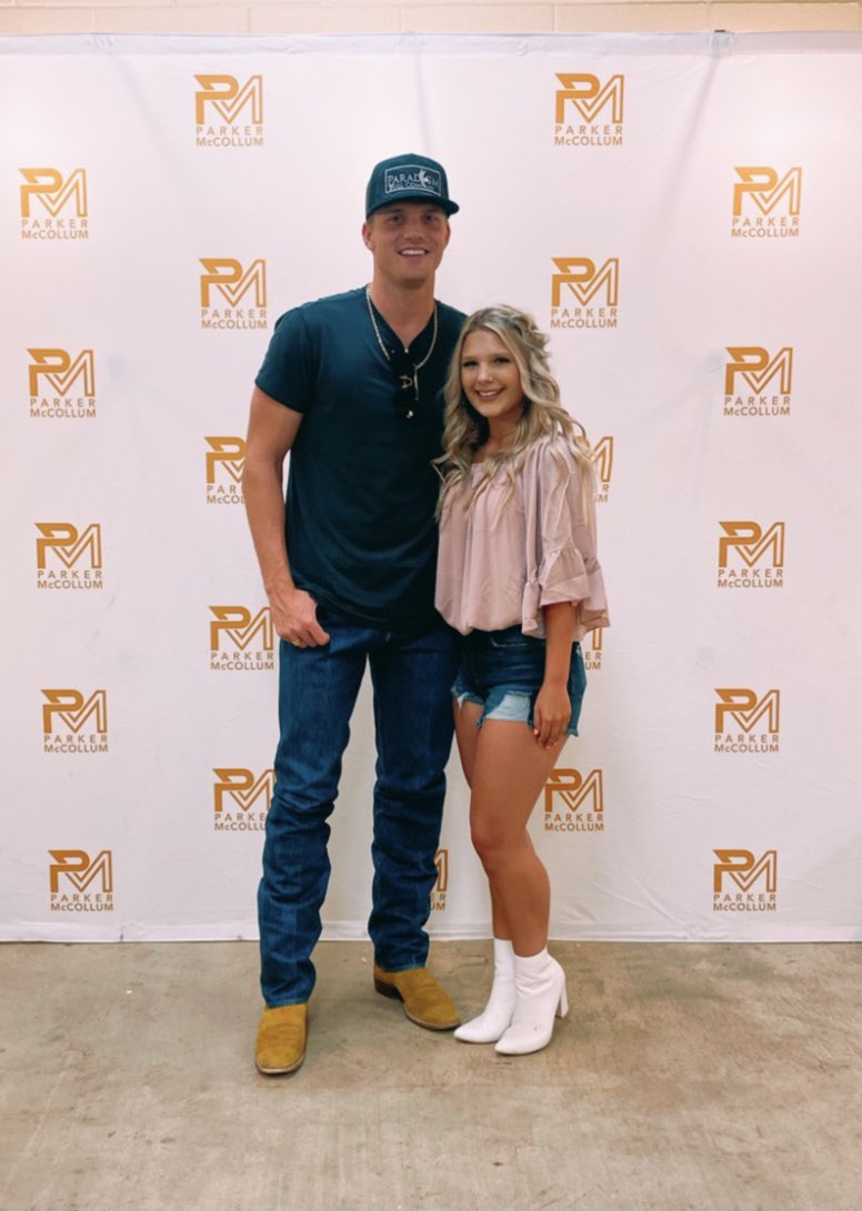 EmmaNew04's tweet photo. Happy birthday P! See you tonight🫶🏻 @ParkerMcCollum https://t.co/JXHR6zTQMQ