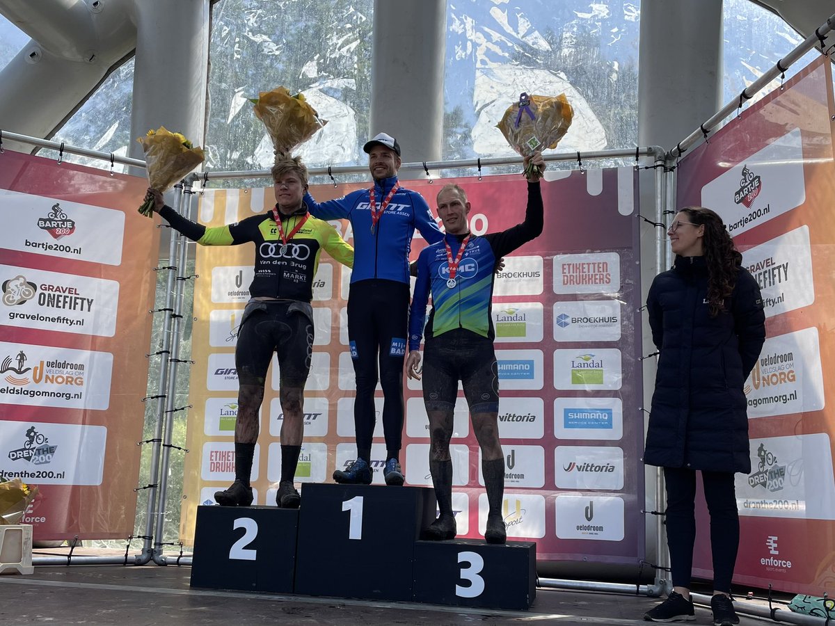 Martin Schuttert (@martinschuttert) on Twitter photo Dapper gestreden <a href="/GerbenMos/">Gerben Mos</a> !
Bartje 200 - MTB-marathon
🥇Thom Bonder
🥈 Bas Luca de Vries
🥉 Gerben Mos Dapper gestreden <a href="/GerbenMos/">Gerben Mos</a> !
Bartje 200 - MTB-marathon
🥇Thom Bonder
🥈 Bas Luca de Vries
🥉 Gerben Mos