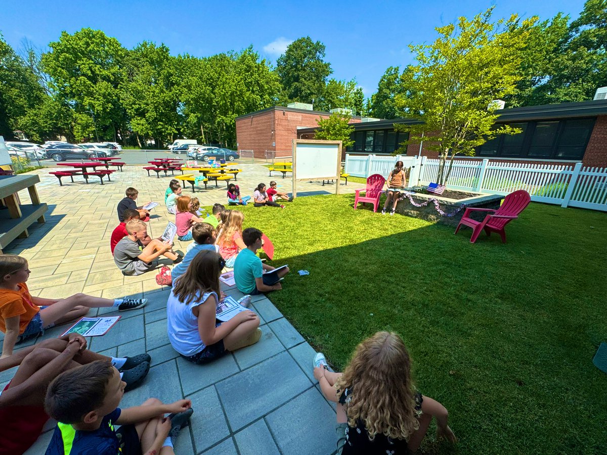 Mrs. Criscitello (@magicinthird) on Twitter photo Beautiful Day for our Flag Day Ceremony, honoring our brave loved ones who are serving/ have served. ๐บ๐ธโญ๏ธ๐
๐ค <a href="/MRSroadrunners/">Middle Road School</a> #HazletProud Beautiful Day for our Flag Day Ceremony, honoring our brave loved ones who are serving/ have served. ๐บ๐ธโญ๏ธ๐
๐ค <a href="/MRSroadrunners/">Middle Road School</a> #HazletProud