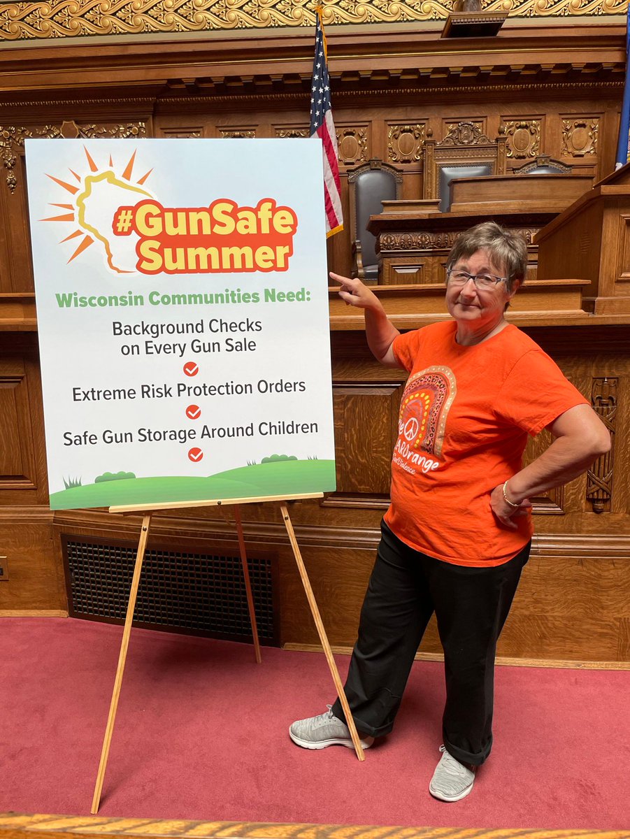 LuAnnBird84's tweet image. Do you know what happens when you lose all hope and you have a gun your family can't take away because we don't have a Red Flag law?  This month I wear orange for my nephew Darrick.  Help me get to Madison for Darrick. Miss you buddy. 🧡
