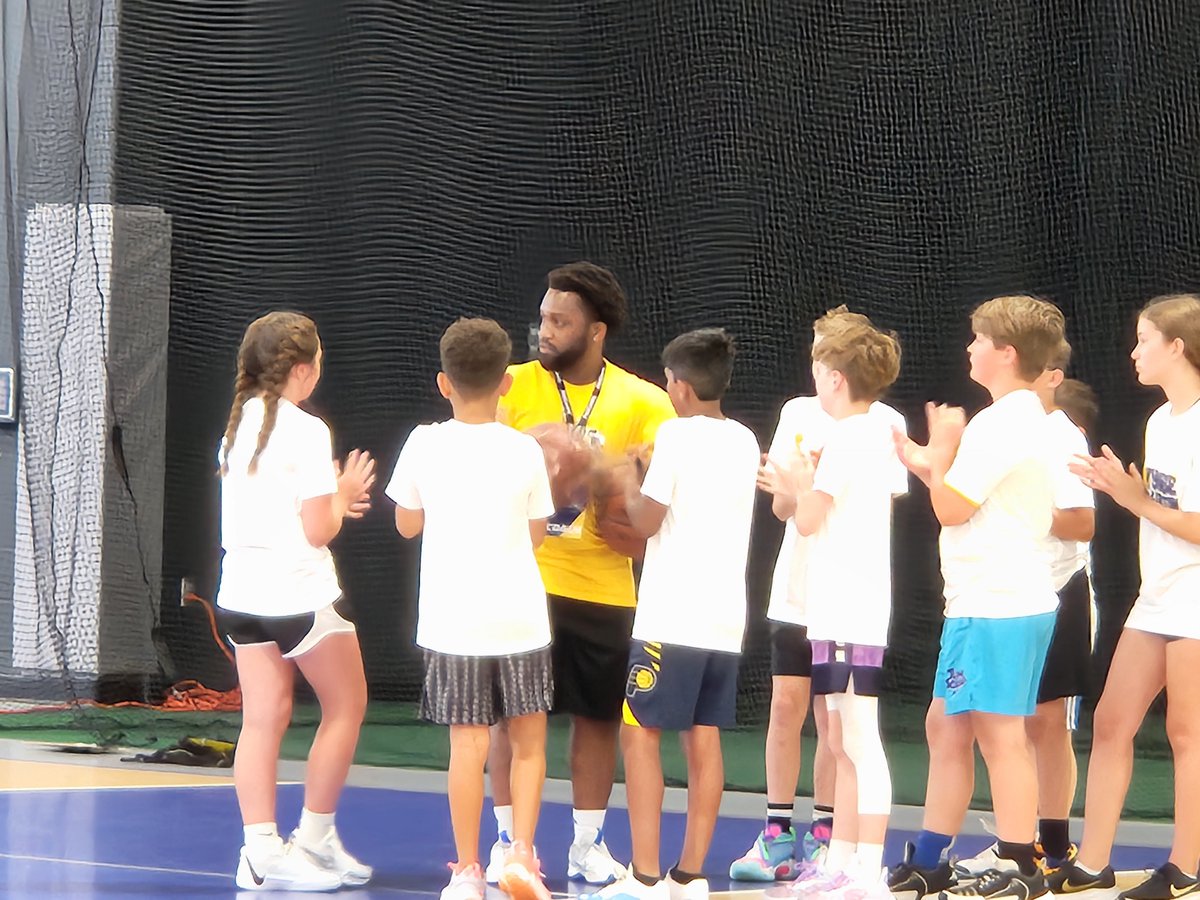 srpatel03's tweet image. Ishan&apos;s loving the ProCamp Tyrese Haliburton camp!

@ProCamps @TyHaliburton22 @CareSource @Kroger @SimpleTruth4U
