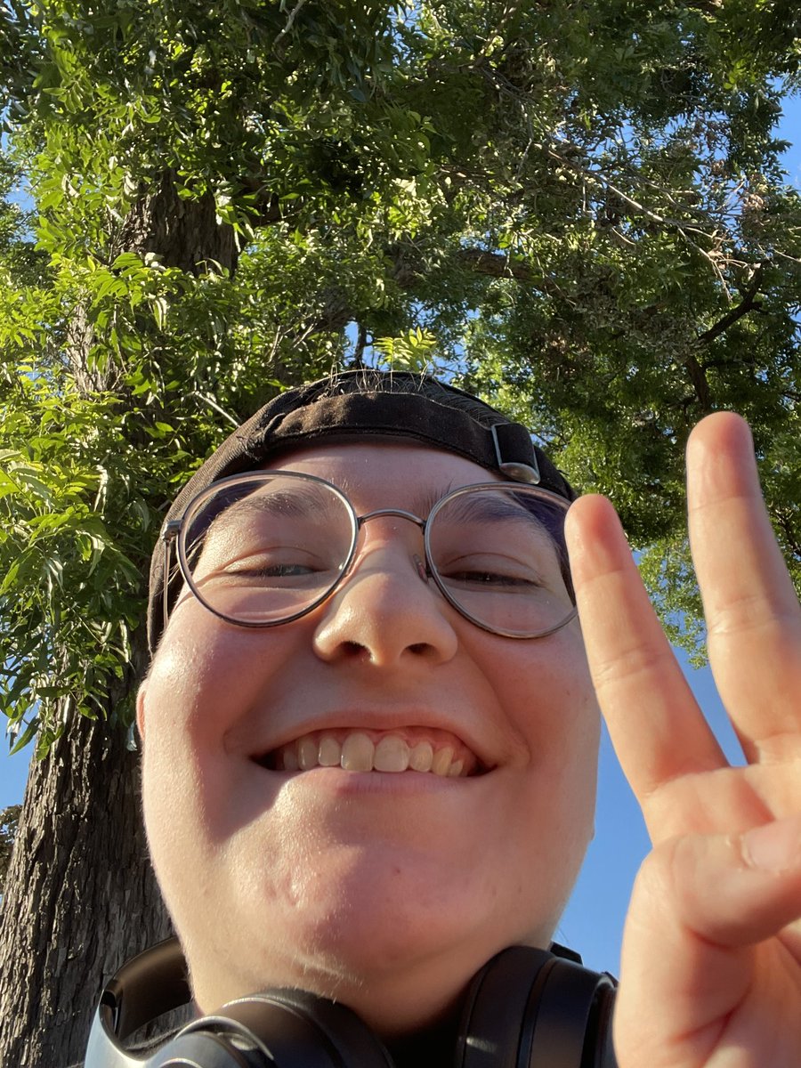 dylanscifo's tweet photo. 5k thread I guess, number 2 down!! obviously Iβm not placing first but I did better than last time and it was significantly hotter lol letβs go! π
#donutstop #5k
and remember that simply starting is better than doing nothing at all https://t.co/rXtwz12m5p