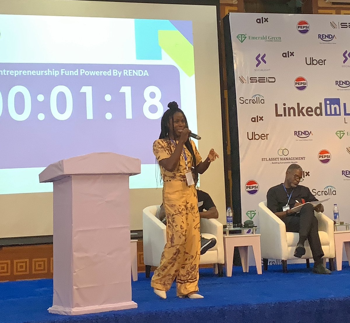 LinkedInLag2024's tweet photo. It's the startup pitch sponsored by @rendaafrica
The winner gets 1 million naira to support their business 📈
Ngunan Gertrude Kwado, Founder of House of Tabella shares her business pitch at the LinkedIn Local-Lagos 4.0
#lll4.0 #LinkedinLocal https://t.co/iQyyKAtsUs