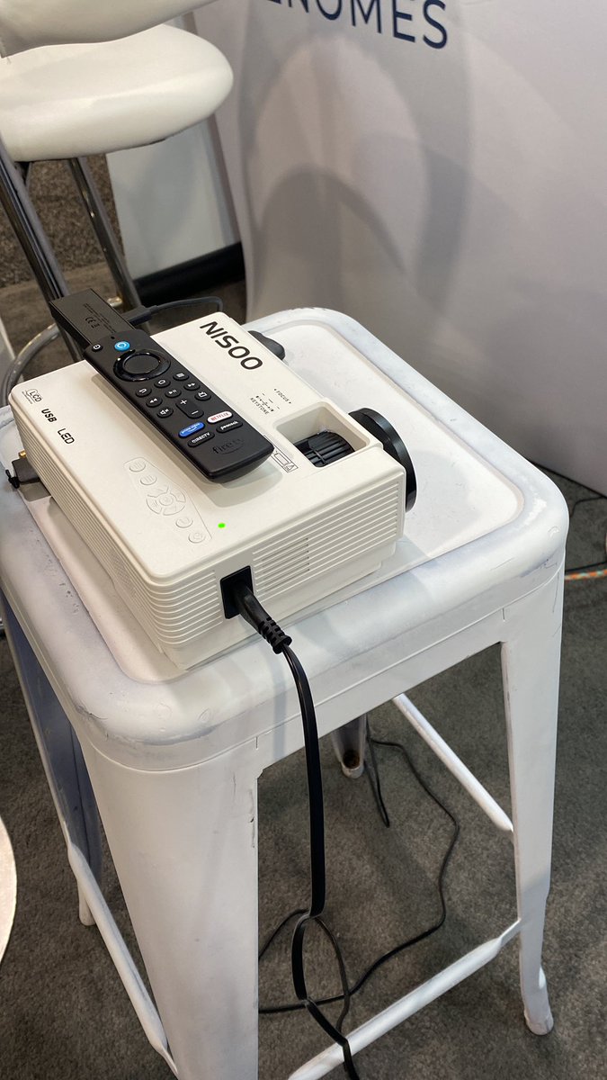 ivanliachko's tweet image. By popular demand, we will be playing the Spain/Croatia #euro2024 game at the @BSingletons @PhaseGenomics booth (1232). Come by at noon to watch us struggle with basic projector technology! #ASMicrobe