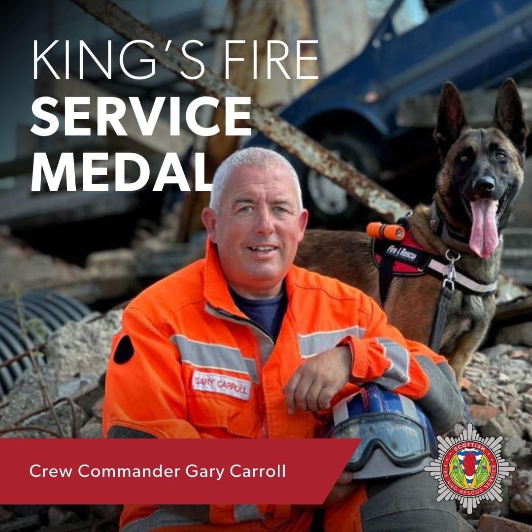 We are very proud of our owner and handler Gary for being awarded a King’s Fire Service Medal (KFSM)

He looks after us and trains us well. 
Pawsome achievement 🐾🐾🐾

firescotland.gov.uk/news/three-kin…