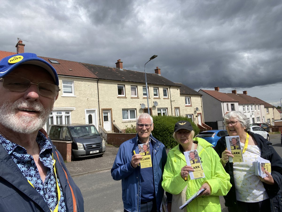 jmacross46's tweet image. Great team out this morning in Hamilton taking our message of a fairer, just and inclusive Scotland with the SNP 
#VoteSNPGetScottishIndependence