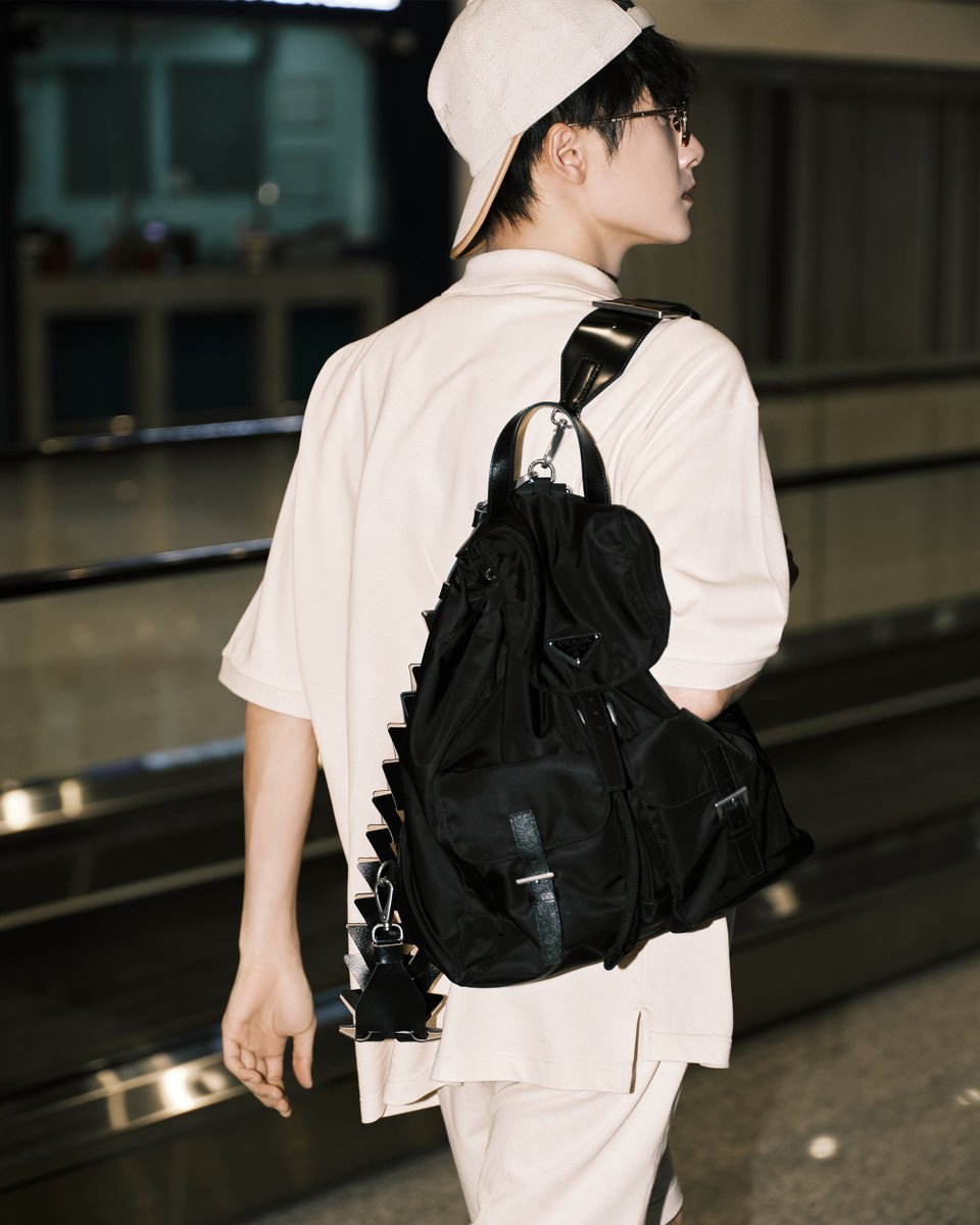 PRADA tweet media