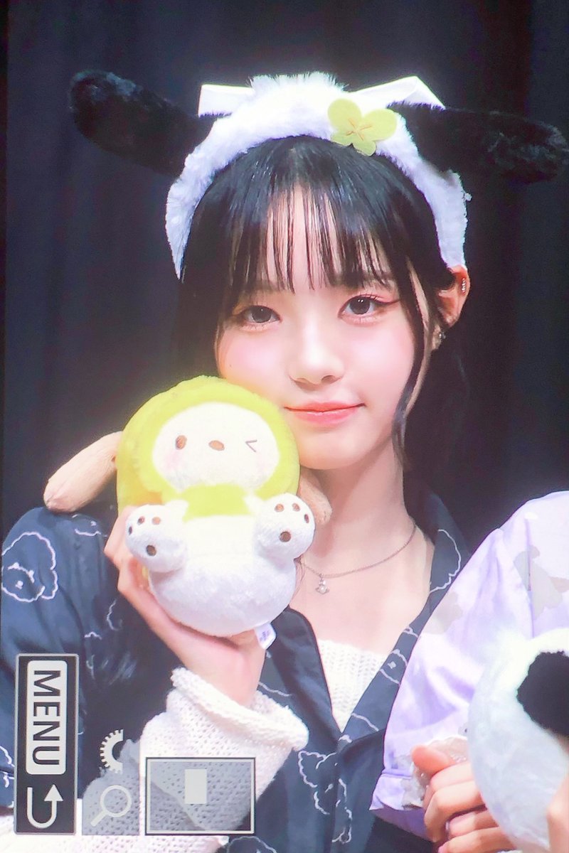 moong__1013's tweet photo. 240615 프리뷰
강아지가 귀여워요
#김채원 #ChaeWon #트리플에스 #tripleS https://t.co/XxYQBdzCSg