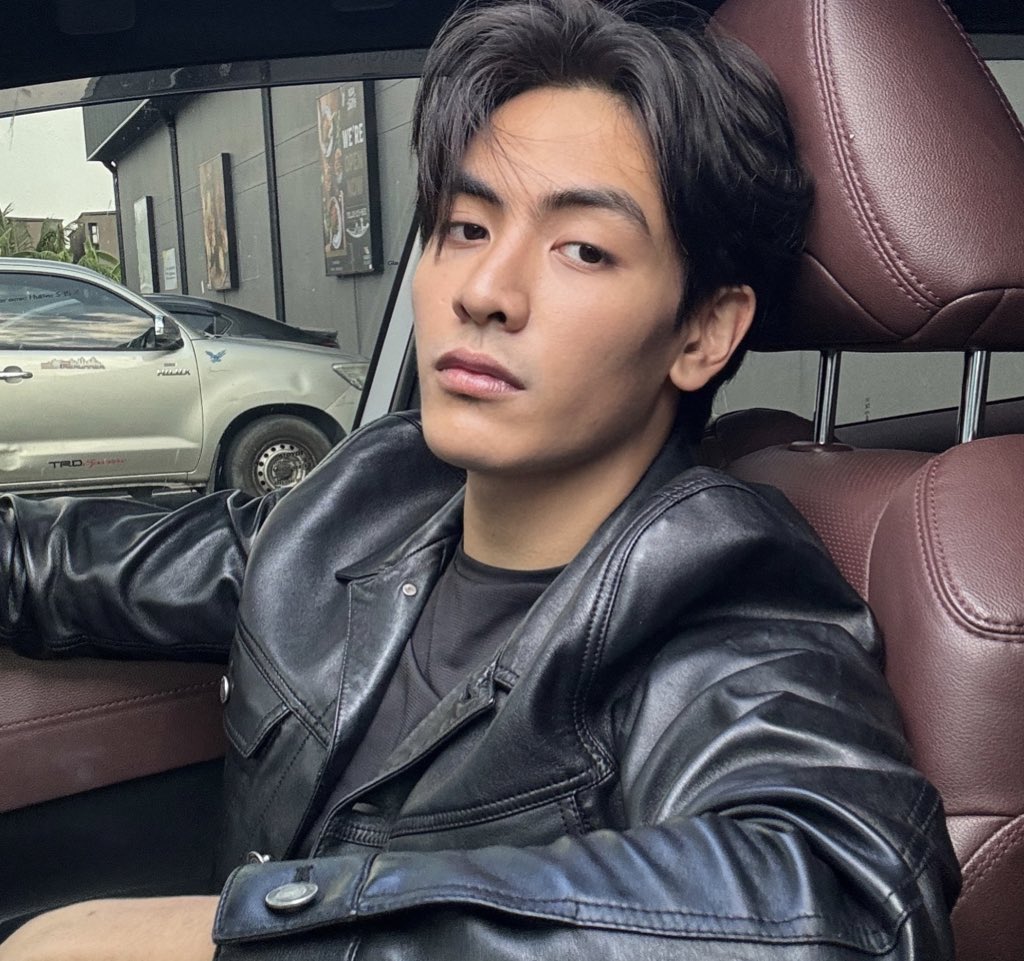 ChenRcj's tweet image. แข่งไหมน้อง                                ไม่อยากรังแกพี่อ่ะ