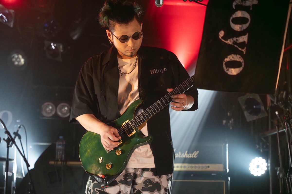 Heekun_UO's tweet image. Hitoyo1stライブ、本当にありがとうございました！
学べたこと、収穫を糧に更に面白いこと、ワクワクすることにつなげます。

これからもよろしくお願いします！
@hitoyo2024 
#ラップミュージック
#ラップコア
#rapcore

photo by @dim_photo