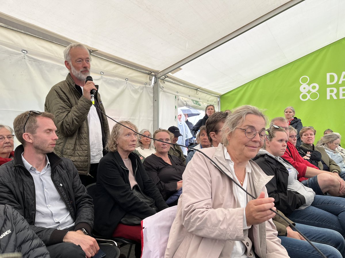 Dansk Selskab for Patientsikkerhed (@patientsikker) on Twitter photo Debat om medicin i restordre i <a href="/regionerne/">Danske Regioner</a>’s telt. PS! sætter fokus på betydningen for #patientsikkerhed, men også #spild hos <a href="/Apotekerne/">Apotekerforeningen</a> og <a href="/Plolaeger/">PLO</a> og <a href="/regionerne/">Danske Regioner</a>. Lad os få de gode løsningerne frem! #fmdk Debat om medicin i restordre i <a href="/regionerne/">Danske Regioner</a>’s telt. PS! sætter fokus på betydningen for #patientsikkerhed, men også #spild hos <a href="/Apotekerne/">Apotekerforeningen</a> og <a href="/Plolaeger/">PLO</a> og <a href="/regionerne/">Danske Regioner</a>. Lad os få de gode løsningerne frem! #fmdk