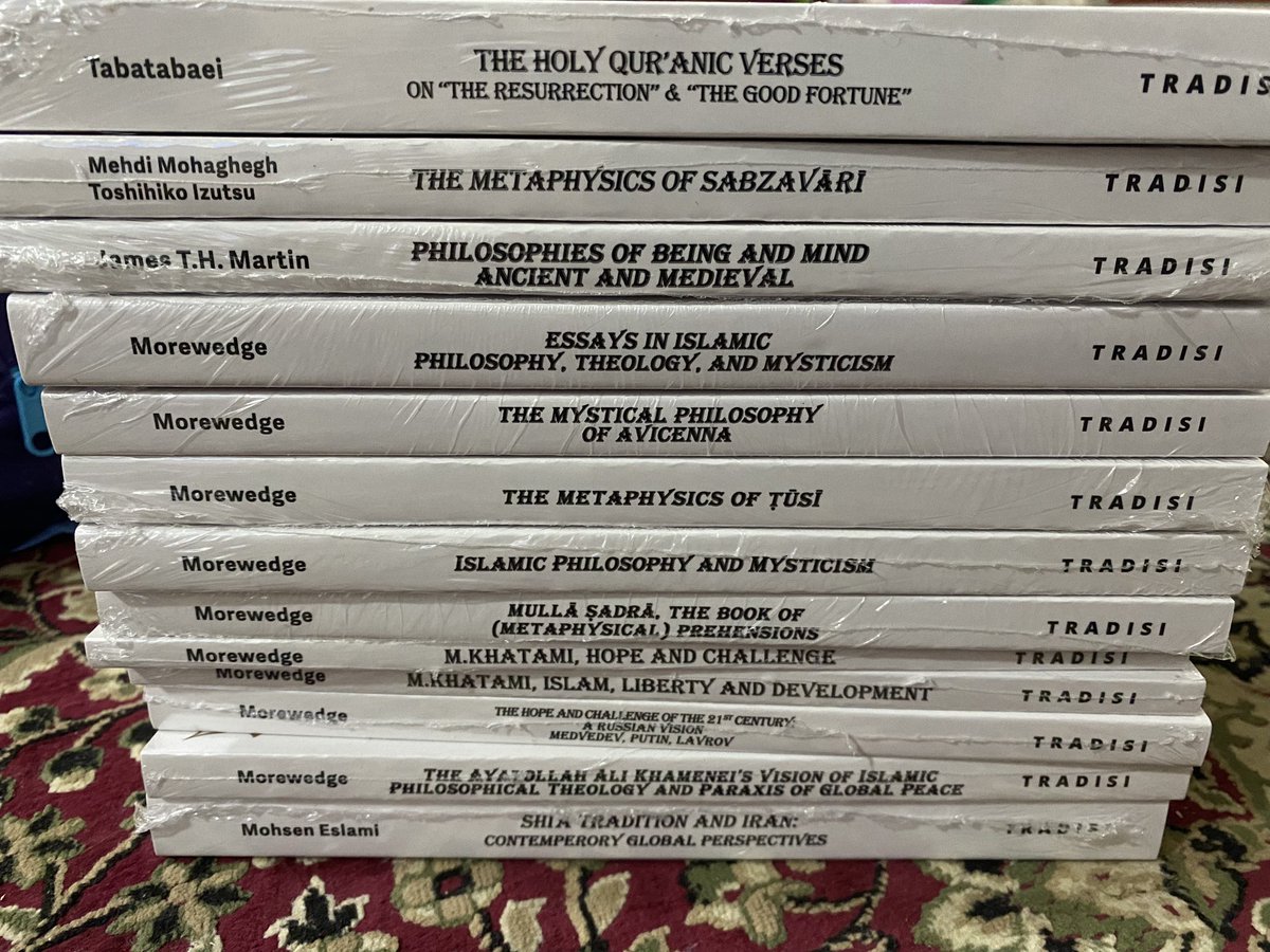 Tradisimy's tweet photo. Supported by learned scholars and academic societies, this series -based in Malaysia -and beyond – offers to future generations more than 100 titles per year: editions of primary texts and secondary research on Irfan-related classics, namely inspirations to higher spirituality https://t.co/ET6Khmjxnw