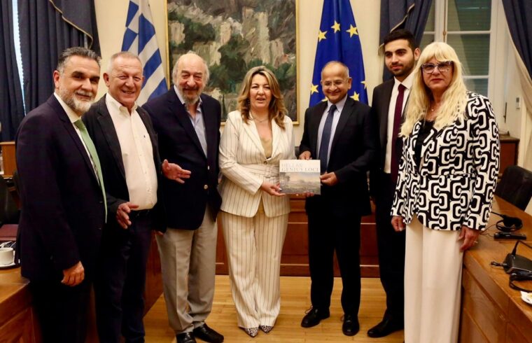 Greek City Times tweet media