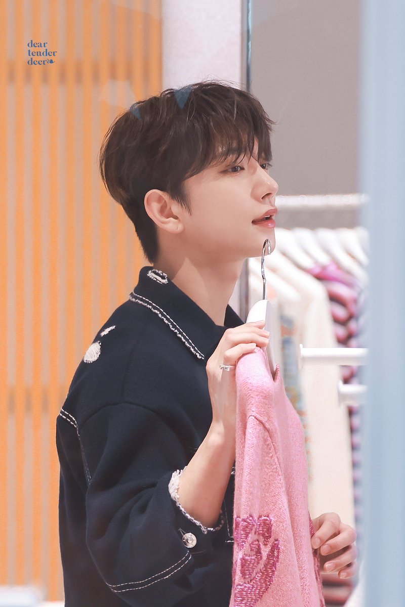 240612
BARRIE🪄

#조슈아 #ジョシュア #홍지수
#洪知秀  #JOSHUA 
#SEVENTEEN #세븐틴