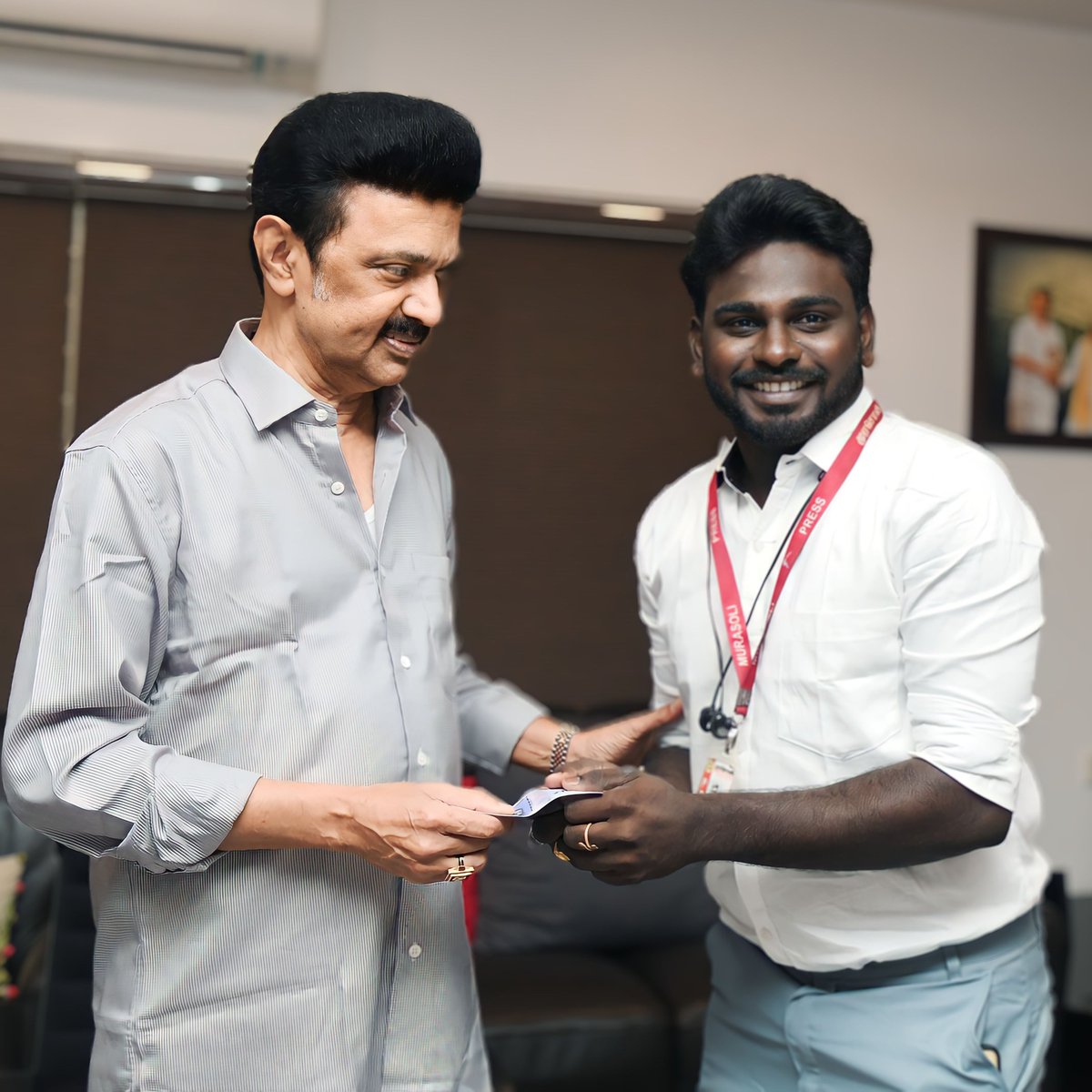 rajinivicky07's tweet photo. #NewProfilePic https://t.co/ssdZuc1J15
