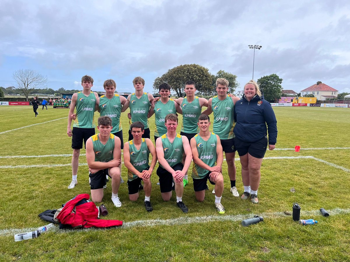 MissMerrienPE's tweet image. Very proud of the Guernsey Under 18 touch team.  

Only a few training sessions before playing an inter-island fixture and they played their hearts out. 

9-8 loss but so much learnt and we’re looking forward to winning the trophy back next year 💪🏼💚