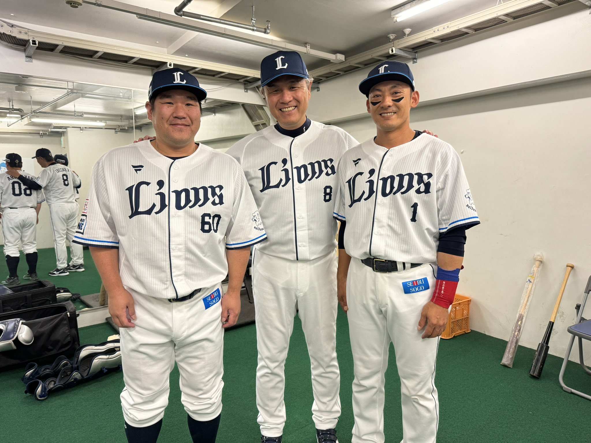 元西武ライオンズ 鈴木健選手スパイク 元西武ライオンズ 鈴木健選手 実