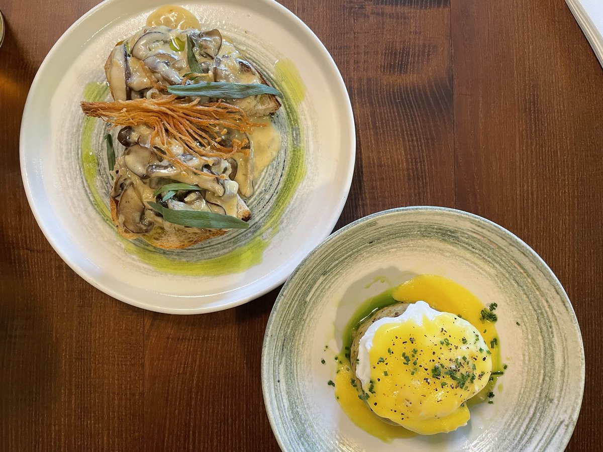 Good beer. Good food. Good park. 

Open Sat &amp; Sun from 11am 🌳