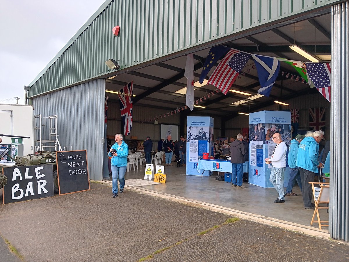 ametcalfe42's tweet photo. Isle of Wight #ShedFest in full swing @UKMensSheds supported by @PoppyLegion open until 4pm and from 10am until 4pm tomorrow Wight Aviation Museum. Loads of activities, music, charities & partner organisations https://t.co/HSdID73jjF