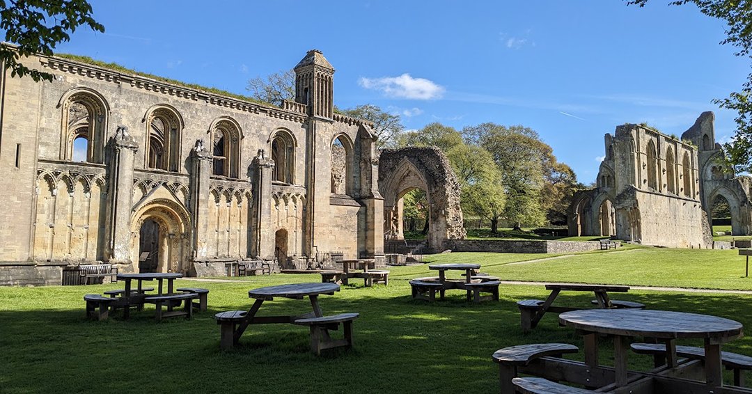 Looking for lunch? Paninis are now available at our Garden Café! 

You'll also find a full selection of hot and cold drinks, cakes and ice cream.