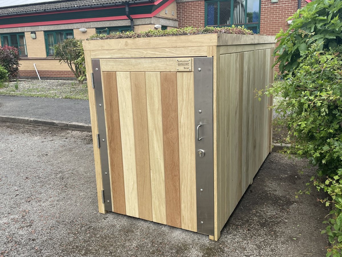 Doing R Bit tweet media