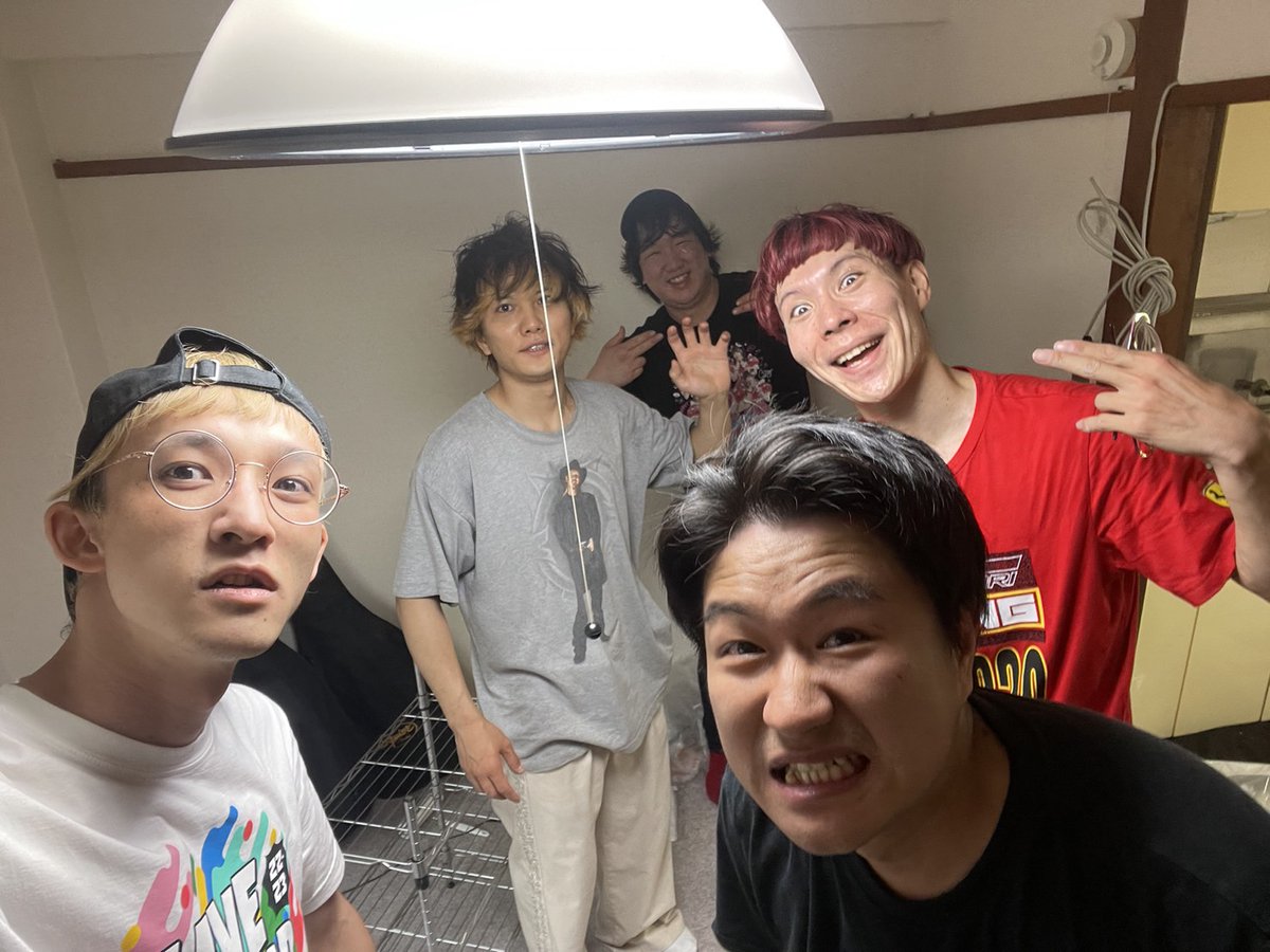 furuya1102's tweet photo. 瀬尾さんの引っ越し終わって焼き肉！！
最高！！ https://t.co/OnkEGgNoxa