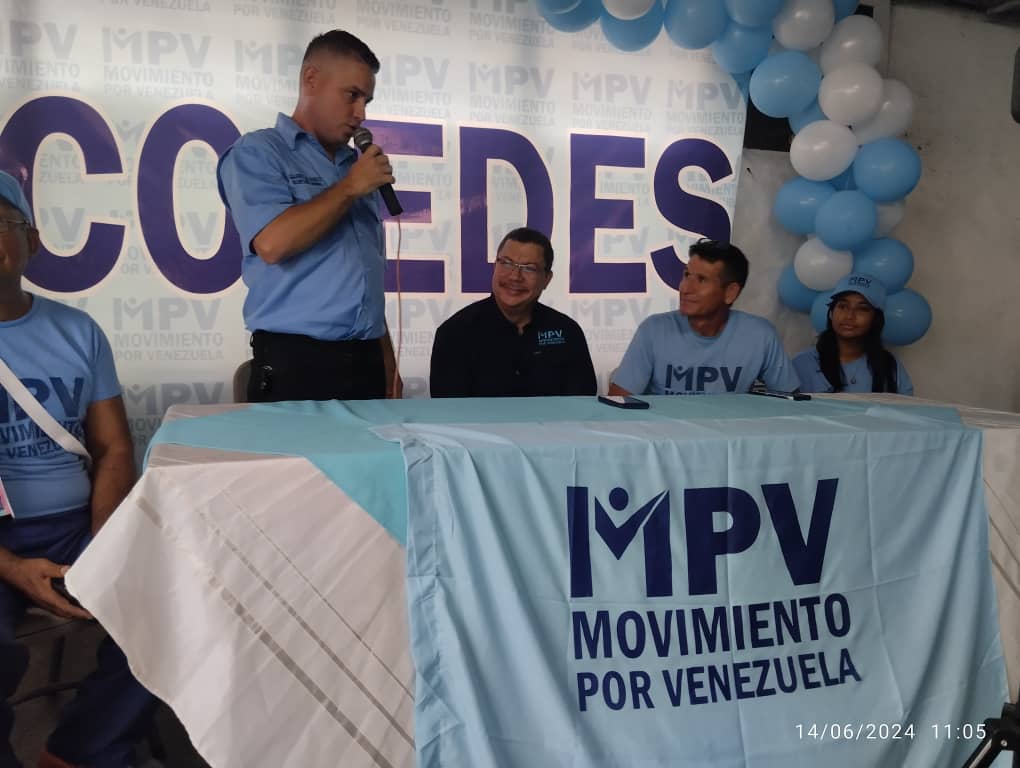 MPVCojedes's tweet photo. Alegría y optimismo dejo visita de nuestro Sec Gral Nacional @simoncalzadilla a nuestro estado COJEDES @MPV_Nacional 
#28Jul
#MPV
#JuntosEnMovimientoPorVenezuela https://t.co/HYbmHhoDvX
