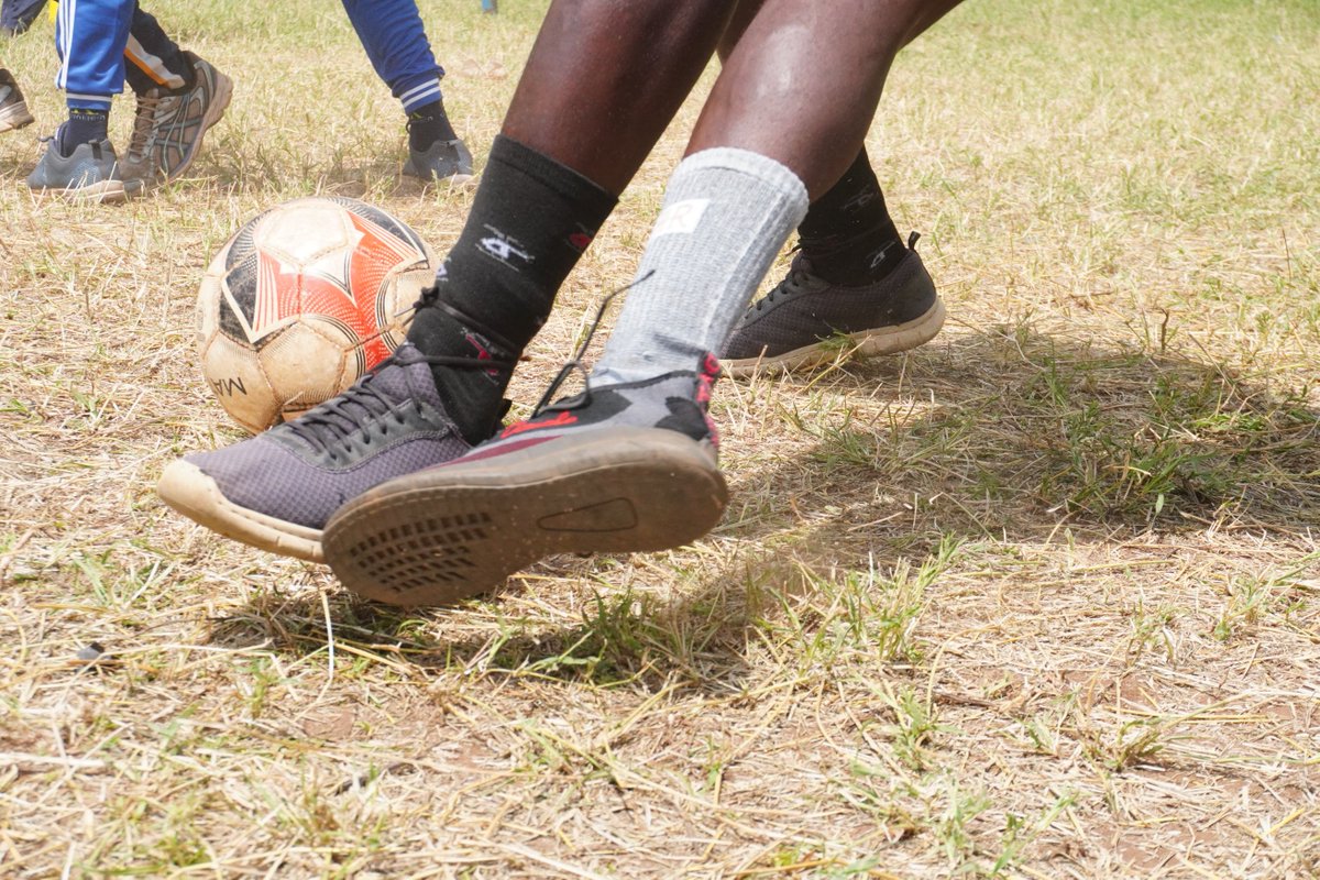 vivaconagua_UG's tweet photo. Day 3 of #Football4WASH was fantastic! Teachers participated in 5 key drills and created work plans. Our teachers are now ready to bring these vital WASH lessons to their students through football! What an inspiring final day of training. #Football4WASH #WASHEducation https://t.co/cRishKx65r