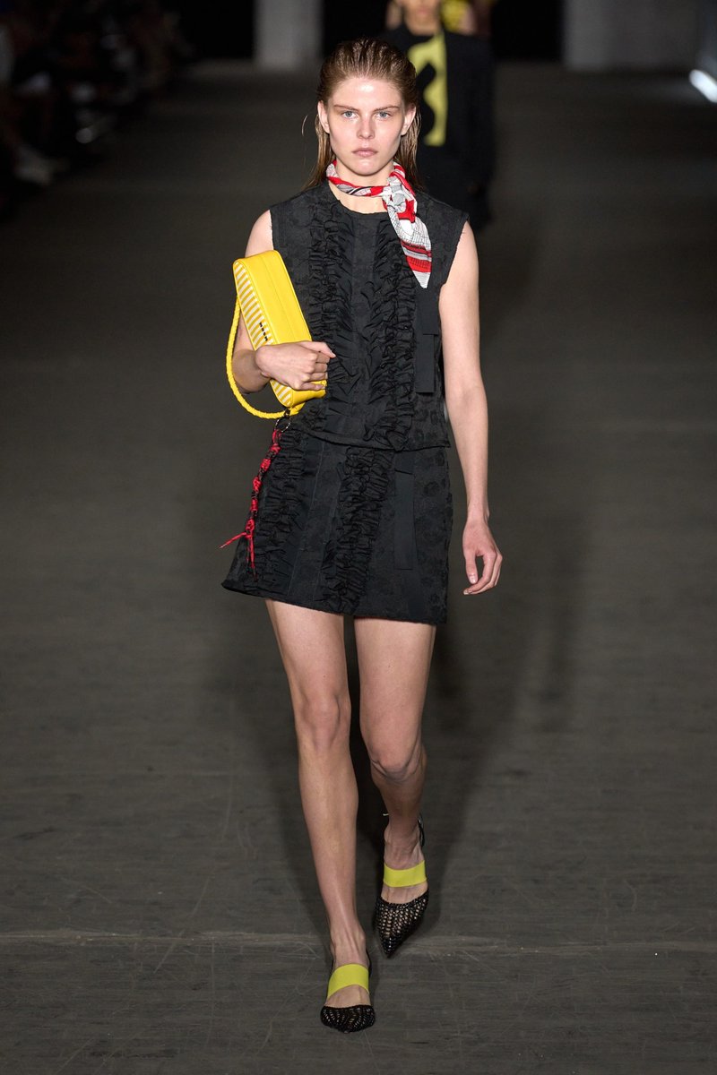 kendam_com's tweet image. MSGM Resort 2025 women's collection fashion show (June 15, 2024) kendam.com/news/fashion-s…

#MSGM #Resort2025 #Runway #Fashion #Kendam