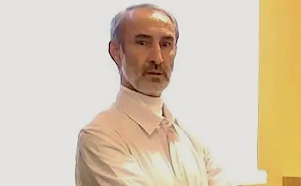 JavadDabiran's tweet photo. #breacking The shameful deal between #Sweden and the Iranian regime: the mass criminal #Hamid_Nouri was freed and returned to #Iran. The release of Hamid Nouri encourages the mullahs’ regime to continue its genocide and crimes against humanity. Rewarding those responsible for mass killings, torturers, and bomb-planting terrorists emboldens the criminal mullahs and IRGC officials in their genocide and crimes against humanity against the Iranian people, as well as in their unbridled terrorism.
While the United Nations fact-finding mission, elected in part with votes from the Swedish government, has called on countries worldwide to prosecute and hold accountable those responsible for crimes against humanity in Iran within their judicial systems, the release of Hamid Noury would be a violation of Sweden's international commitments to combat major crimes.
All prisoners, torture survivors, plaintiffs, families of massacre martyrs, and the entire Iranian people vehemently oppose and condemn the release of Hamid Noury, who has been sentenced to life imprisonment. Giving in to the criminal and hostage-taking mullahs encourages them to further turn Swedish soil into a playground for their terrorist activities.
@AP @Aftonbladet @dpa @ttnyhetsbyran @Expressen @dagensnyheter @SvD @AFP @AFPde